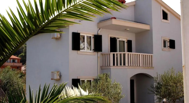 Апартаменты c 1 комнатой с балконом Villas Rab Palit