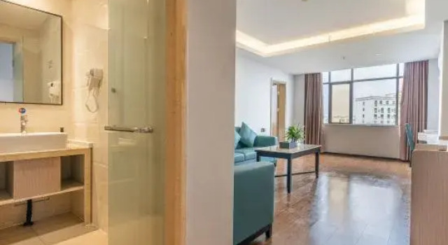Люкс Deluxe Jiangwan Peninsula Hotel