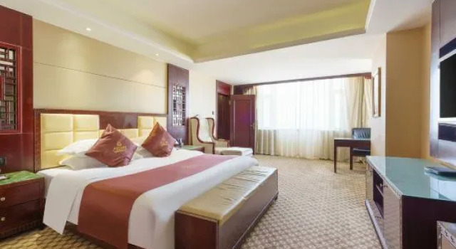 Люкс Deluxe Qiniwak Hotel Kashgar