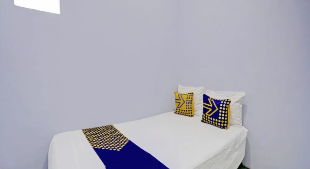 Camera doppia Standard OYO Life 92937 Kost Putri Sarkara Syariah