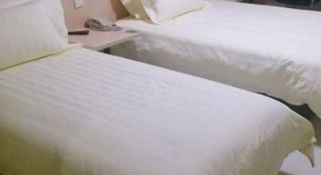 Jinjiang Inn Kunming Century City Branch, Rezerwuj Hotel Hotele w Kunming z parkingiem, Parking