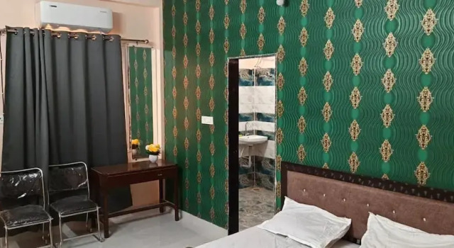 Номер Luxury Swastik Inn