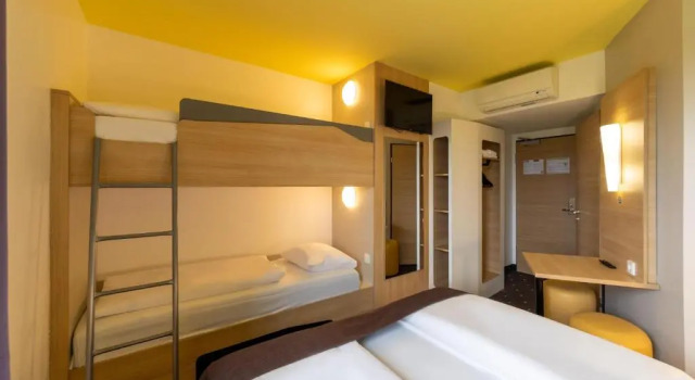 Семейный номер Standard B&B Hotel Oberhausen am Centro