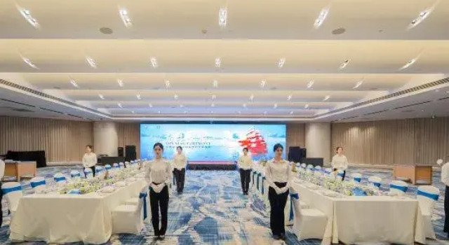 Shanghai Pudong Grand Metropark Hotel, Varaa Hotelli Pudong Shanghai