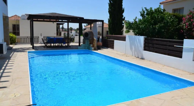 Paradise Villa 14-Peyia, Prenota Villa Hotel in centro a Peyia, hotel in centro a Peyia