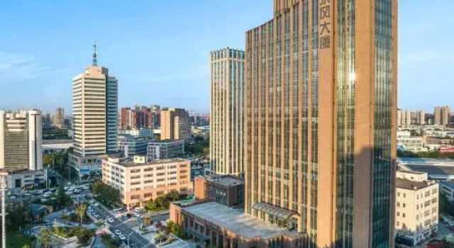 PALACE Hotel（Qingdao Golden Beach Resort Dongfeng Building）, Забронировать Курортный отель Бизнес-отели Шаньдун, 4* 5*
