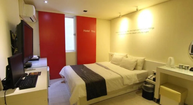 Jongro HOTEL LABOUM, Забронировать Отель Отели Сеула с парковкой, рядом с Станция метро Jongno 3-ga Station, Парковка