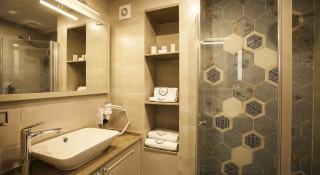 Номер Deluxe Livia Garden Hotel