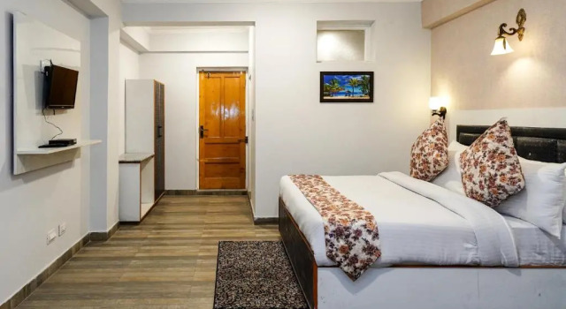 Двухместный номер Deluxe Click Sunburry Hotel Srinagar