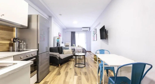 Полулюкс Deluxe Art Central Suites