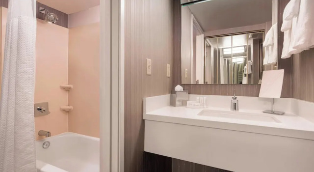 Люкс Courtyard by Marriott Scottsdale Old Town