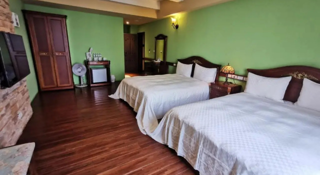 Четырёхместный номер Standard с видом на горы Sheep Village Country Homestay