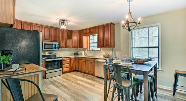 Коттедж с 2 комнатами Beautiful Clarkesville Home about 8 Mi to Helen!