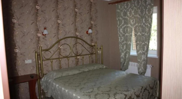 Hotel Gostynnyi Dvir, Boek Hotel Bucha Kiev