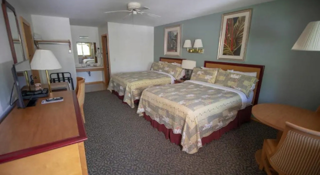 Двухместный номер Standard Coachlite Inn