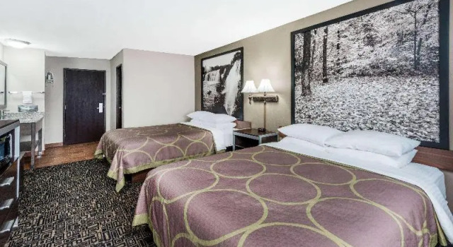 Двухместный номер Standard Super 8 by Wyndham Warrensburg