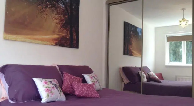 Frood Street Bungalow, จอง โรงแรม Motherwell Lanarkshire