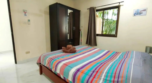 CORNER VILLA - PATTAYA HOLIDAY HOUSE WALKING STREET 4 bedrooms