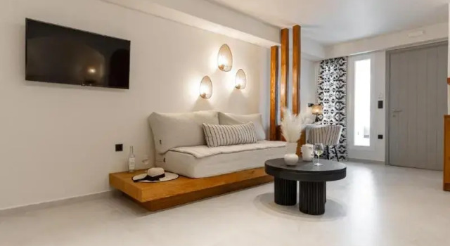 Двухместный люкс с балконом Almiriki Naxos Beachside Living