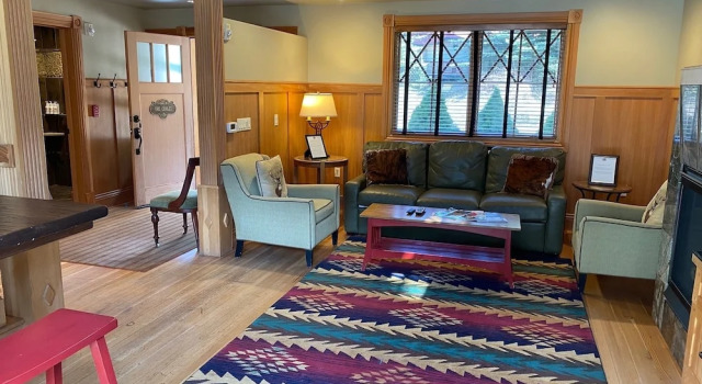 Superior Chalet The Historic Redstone Inn