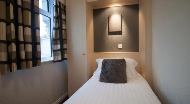 Одноместный номер Standard Norfolk Hotel