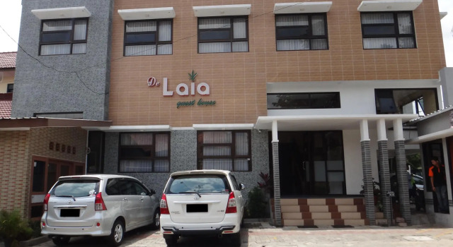Front One Inn Malang, Rezerwuj Hotel Hotele 3-gwiazdkowe w Malang, w pobliżu Universitas Brawijaya Malang, 3*