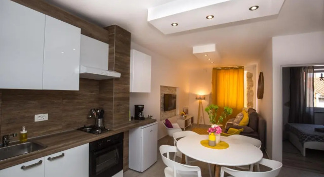 Stay Inn Arena Center, Забронировать Отель Пула Pula Riviera, рядом с Pula Castle Kastel