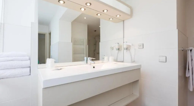 Семейный номер Standard Hôtel Rotonde Aix-en-Provence centre