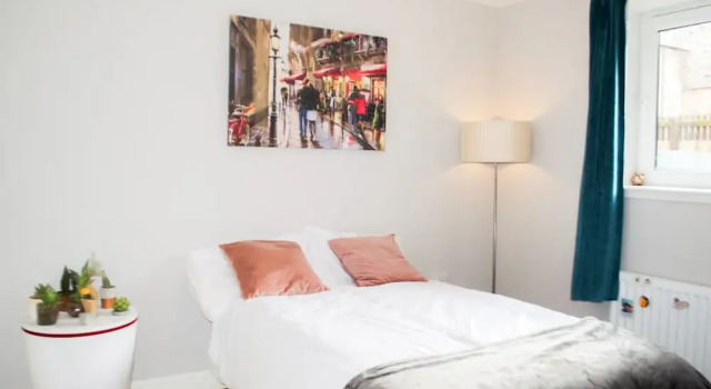 2 Bedroom Apartment in Edinburgh With Private Garden, Забронировать Апартаменты/квартира Апартаменты Бротона, Апартаменты/квартира