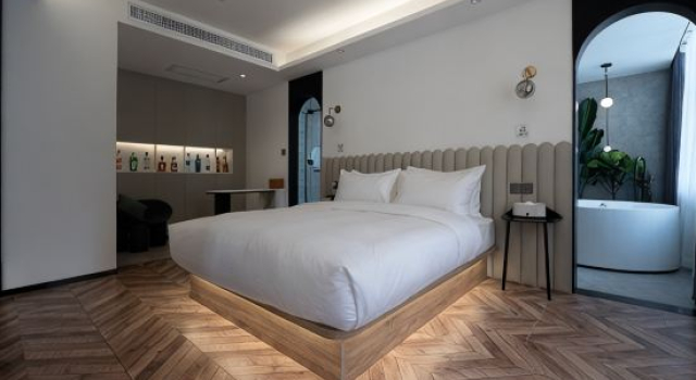 Люкс c 1 комнатой The  Ananas Hotel (Greenlake Branch)