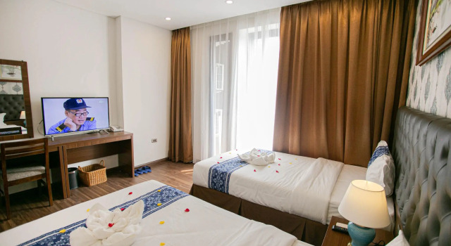 Двухместный номер Deluxe с видом на город New Century Hotel