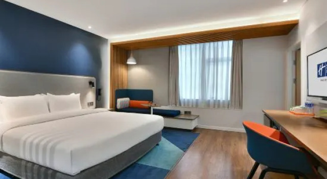 Люкс Superior Holiday Inn Express Chengdu North Railway Station by IHG