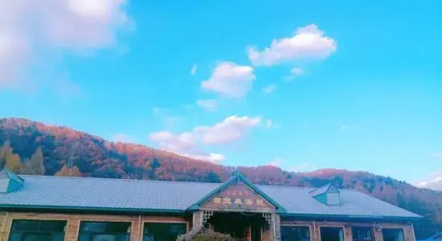 Xuegu Junbao Inn (China Snow Valley Scenic Area), Varaa Hotelli Harbin Heilongjiang