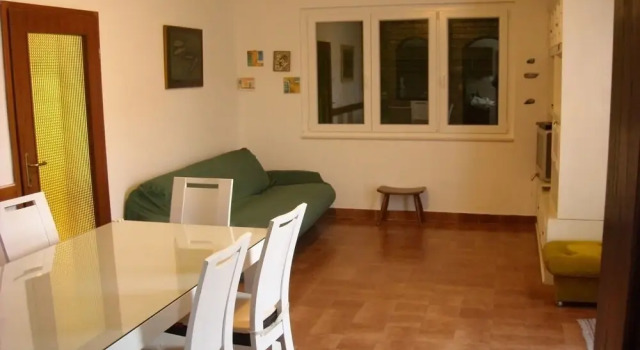 Jaroje - 80m From the Beach With Parking - H, Book Hotel Hoteller i Pasman Island med parkering, Parkering