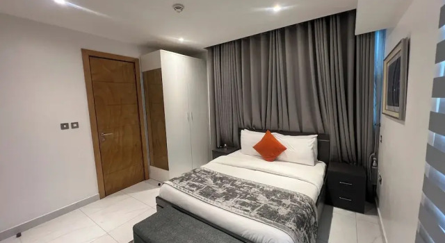 Апартаменты Orbit Apartments