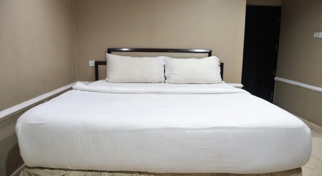 Camera Standard Hotel Istana Permata Dinoyo
