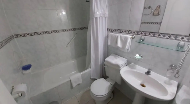Standardowy dwuosobowy pokój Hotel Esmeralda