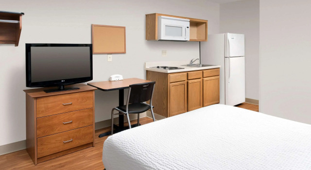 Двухместный номер Standard WoodSpring Suites St Louis Arnold