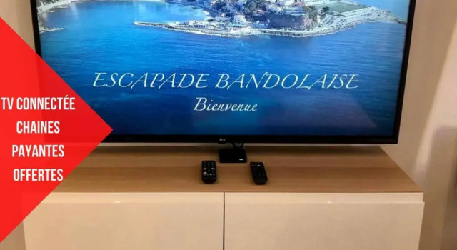 Апартаменты c 1 комнатой Escapade Bandolaise, 100 mètres de la plage