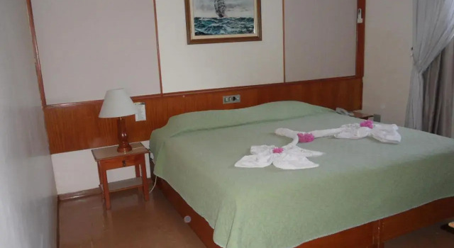 Hotel Thermas Lagoa Santa, Забронировать Отель Лагоа Санта Гояс