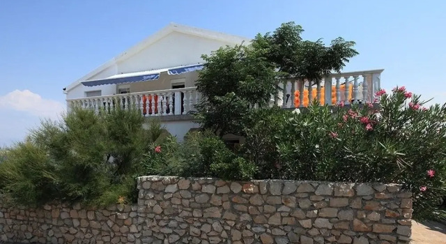 Apartments Rising Sun, Забронировать Апартаменты/квартира Вир Zadar Islands