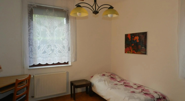 Nice apartment with free car parking, WiFi and bikes for free