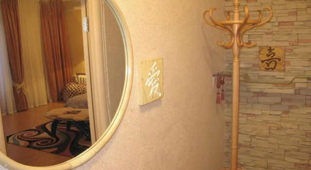 Апартаменты Apartment Triokhsviatytelskaya Street 3
