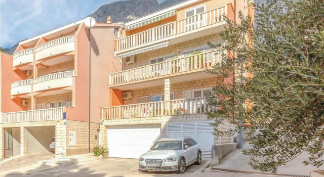 Amazing Home in Baska Voda With Wifi and 1 Bedrooms, Забронировать Отель Башка-Вода Макарска Ривьера