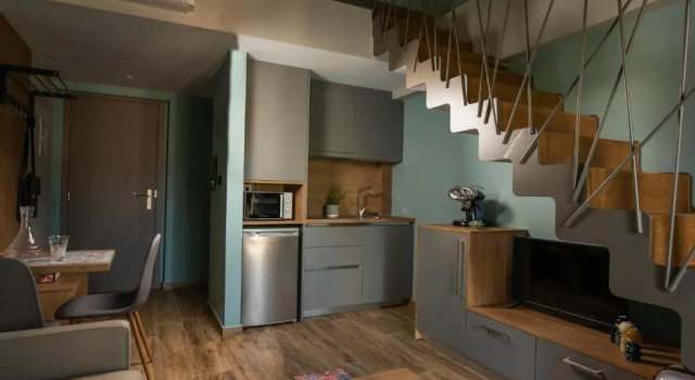Люкс Superior Tzes City Suites