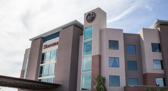 Sheraton Mesa Hotel at Wrigleyville West