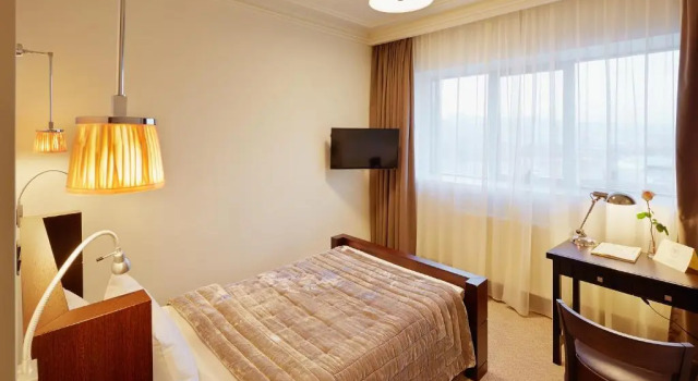Одноместный номер Standard Astoria Hotel