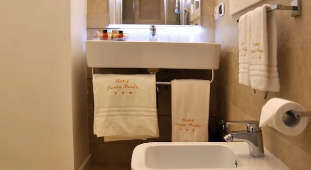 Номер Economy c 1 комнатой с видом на город Hotel Porta Reale