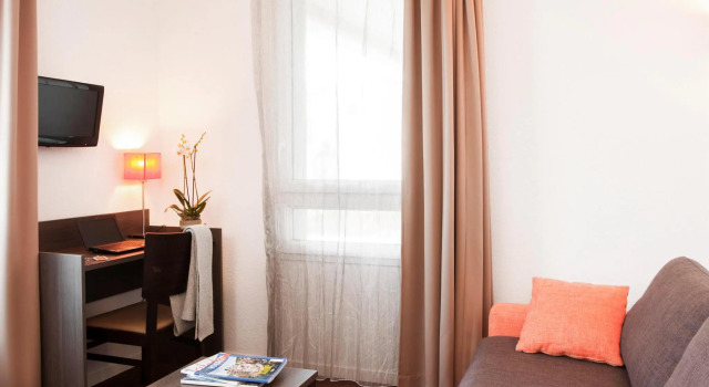 Апартаменты Aparthotel Adagio Access Poitiers