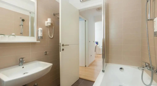 Апартаменты Comfort Sunnyside Apartments Petrčane